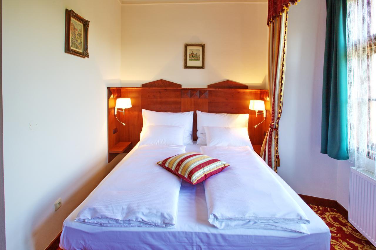 Hotel Fortna Chrudim Zewnętrze zdjęcie